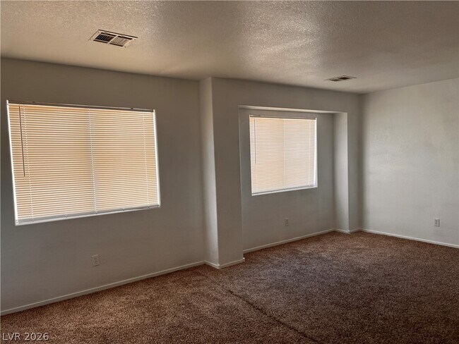Building Photo - 3391 Sparrow Heights Ave
