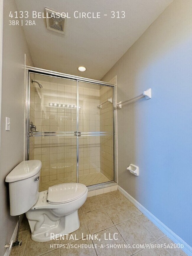 Building Photo - 4133 Bellasol Cir