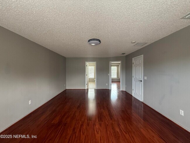 Building Photo - 404 Monet Ave