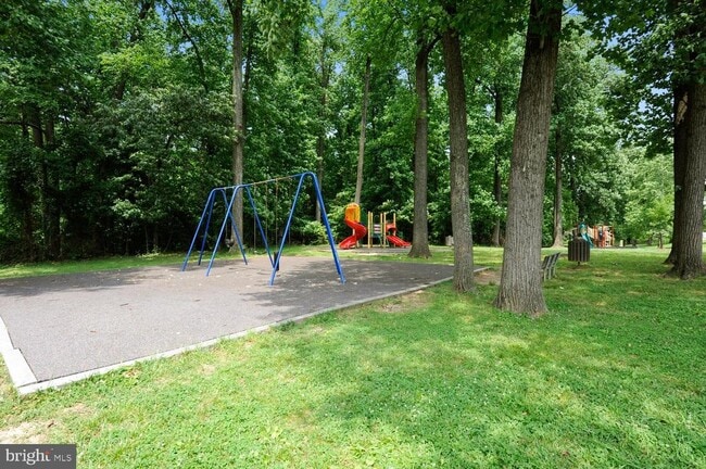 Building Photo - 2107 Fort Davis St SE