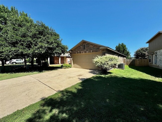 Building Photo - 1014 Aiken Dr