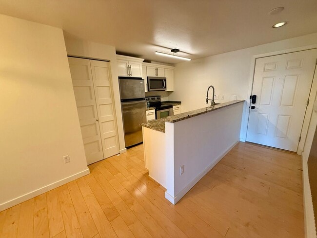 Building Photo - Belmont Lofts - Capitol Hill