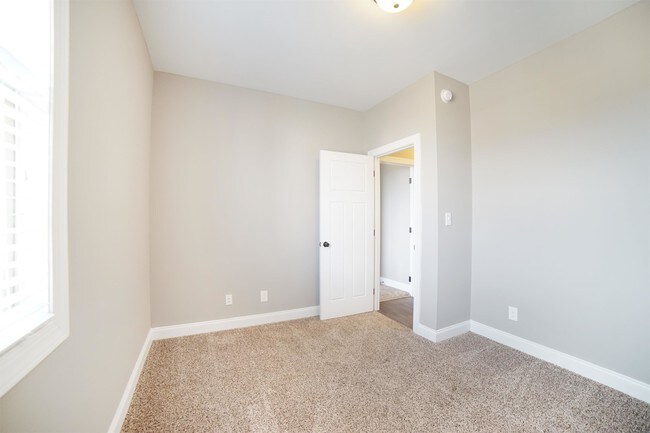 Building Photo - 120 Portico Street