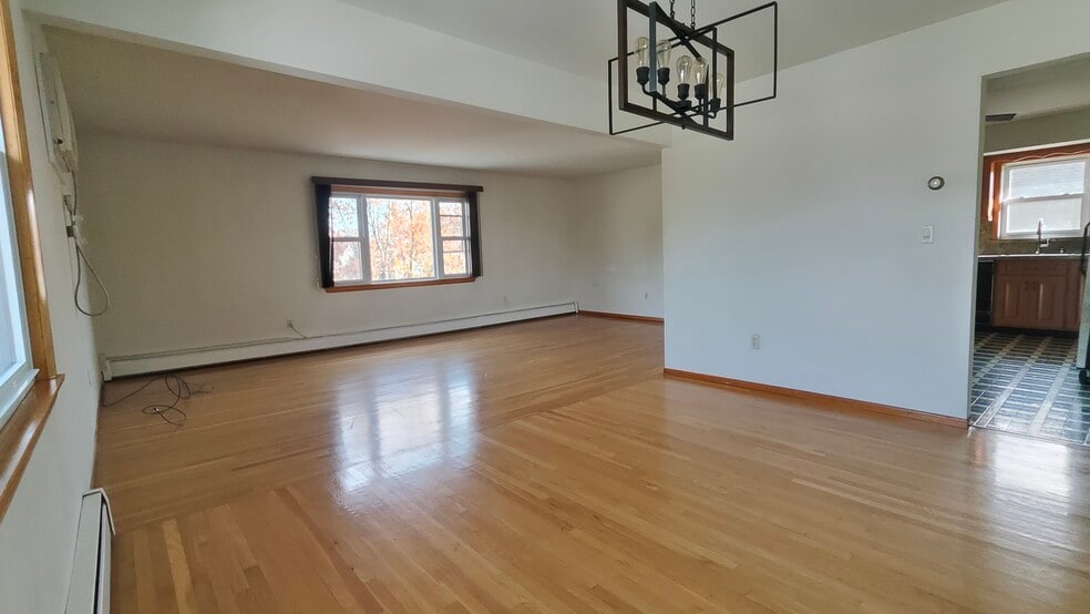 Dining and living room - 21 Rose St