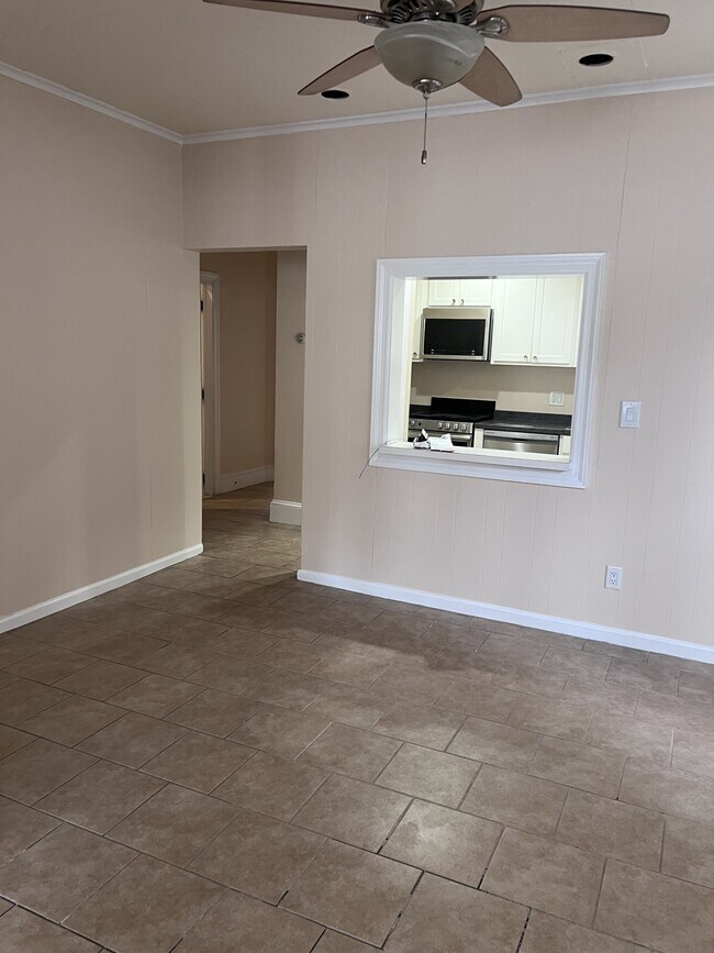 Building Photo - 4802 Ventnor Ave
