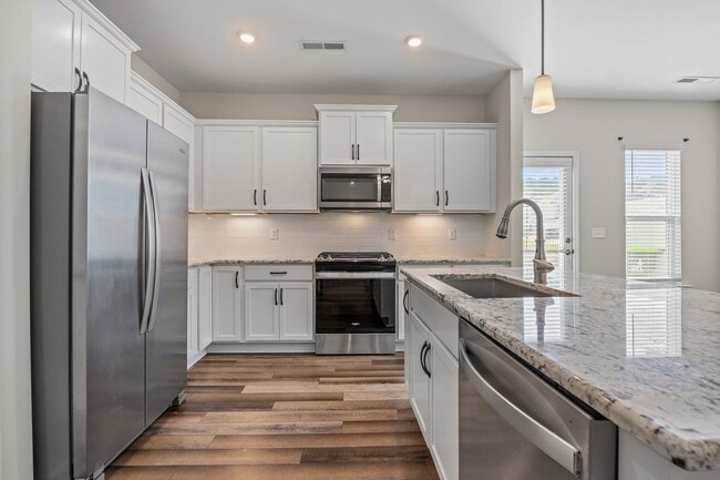 Building Photo - 1631 Glacier Dr