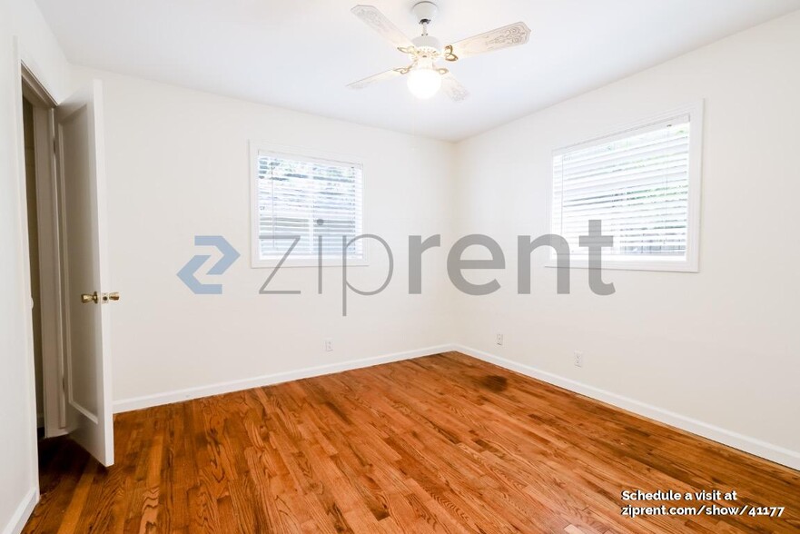 Building Photo - 2729 57th St