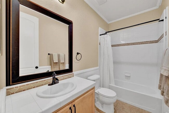 Building Photo - 107 Brighton Cir