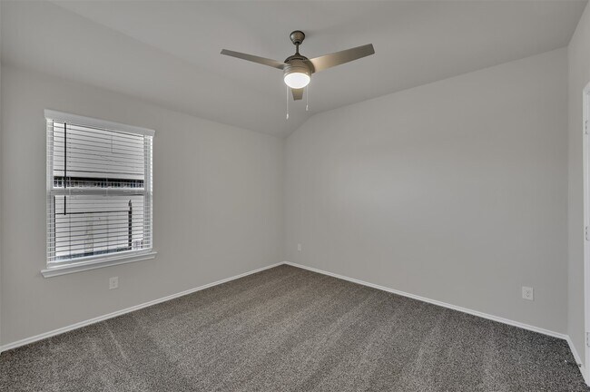 Building Photo - 6212 Hendricks Hbr Dr