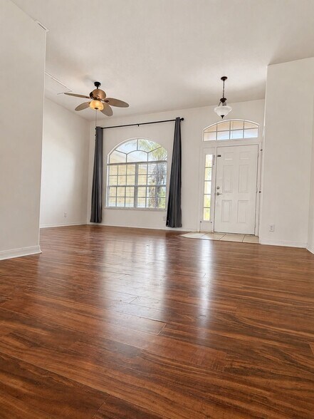 Building Photo - 3371 Freedom Ave