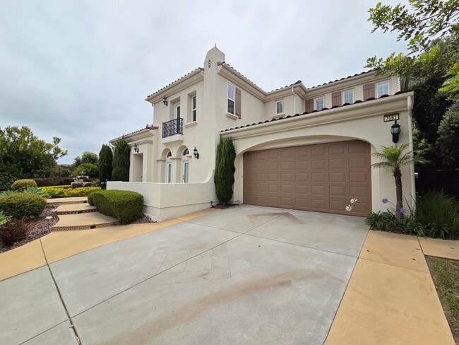 Building Photo - Stunning Spanish Colonial Home in the La C...