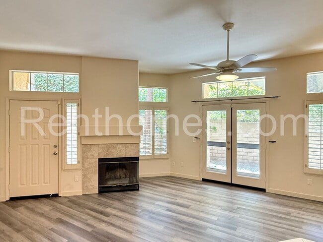 Building Photo - 11295 Provencal Pl