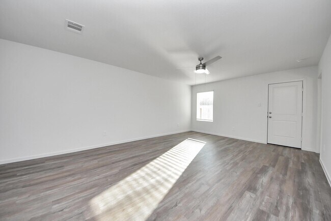 Building Photo - 14315 Leafy Willow Dr