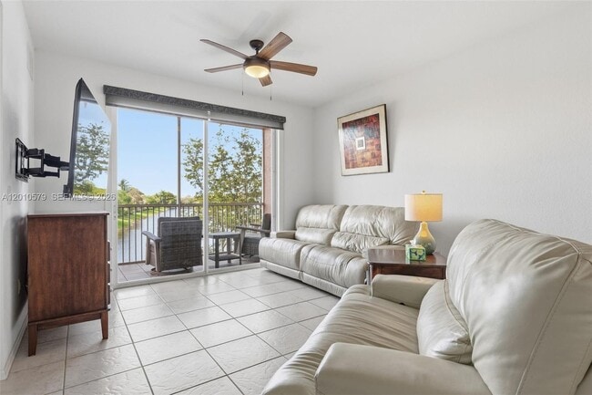 Building Photo - 7765 Yardley Dr