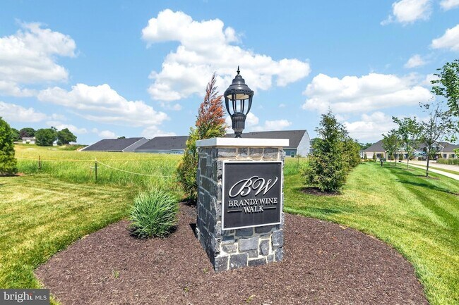 Building Photo - 1422 Gilray Dr