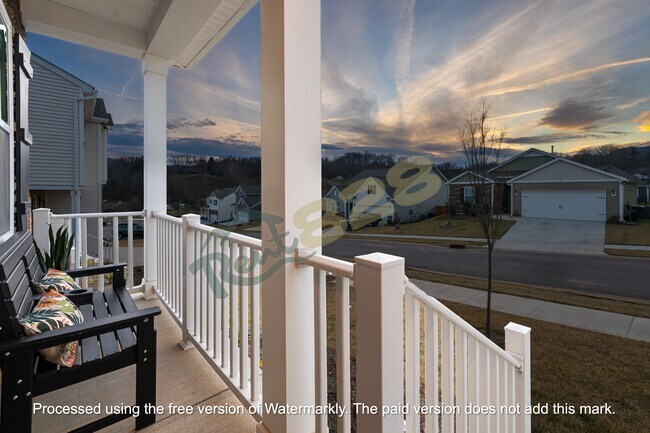 Building Photo - 96 Farmwood Ln