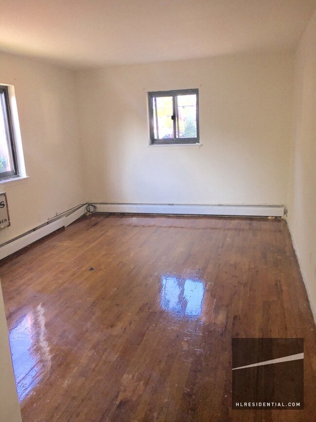 8716 Winchester Blvd 8716 Winchester Blvd Queens Village NY 11427