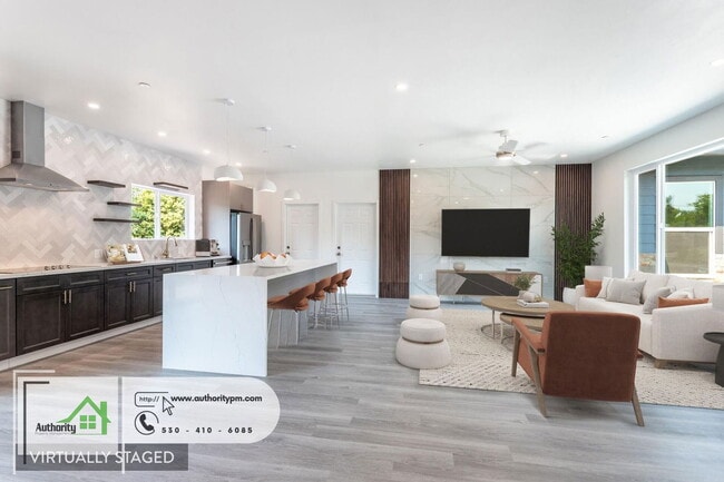 Building Photo - 1140 Redbud Dr