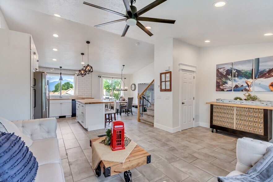 Building Photo - 7063 S Swan Hill Dr