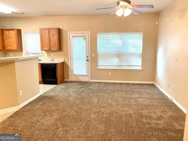 Building Photo - 6938 Rogers Point