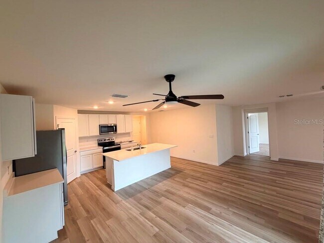 Building Photo - 4163 SW 53rd Ln Rd