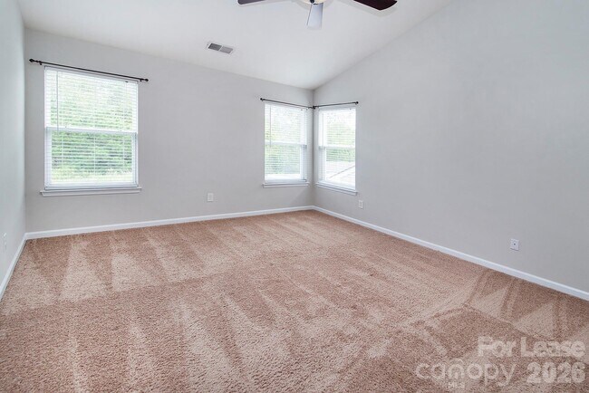 Building Photo - 6749 Sequoia Hills Dr