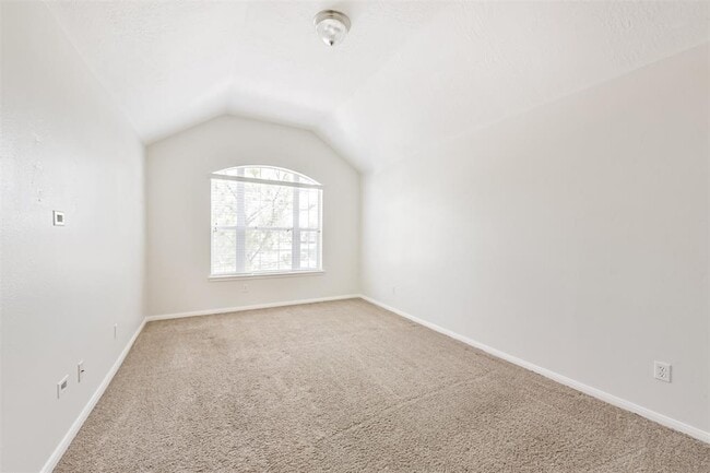Building Photo - 11502 Bay Ledge Dr
