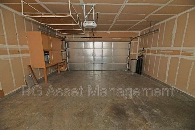 Building Photo - 295 Avalon Cir