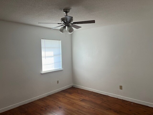 Building Photo - 2833 Fayette St