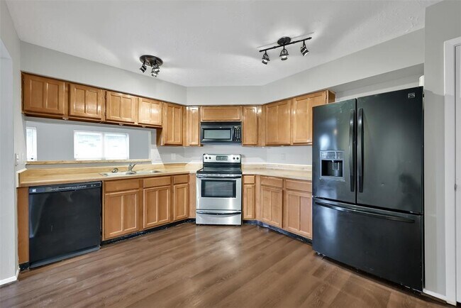 Building Photo - 4730 Temple Bell Dr