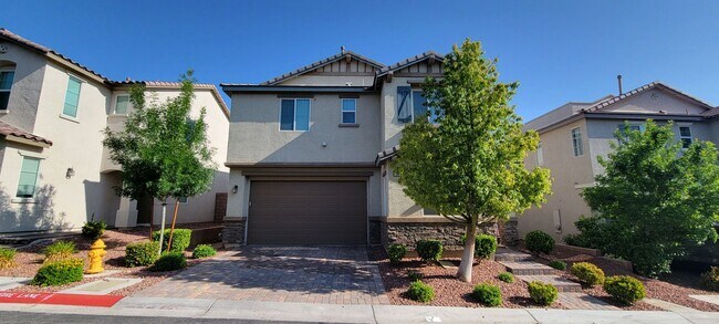 Building Photo - 4 bedroom plus roof top deck 1 bedroom dow...