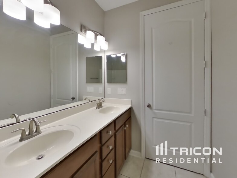 Building Photo - 3972 Ringneck Dr
