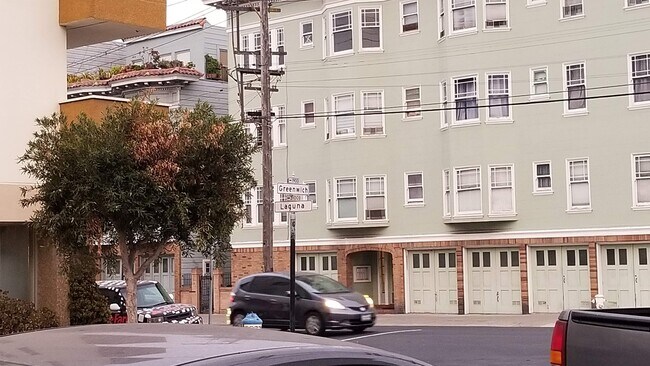 Building Photo - 1907 Greenwich St