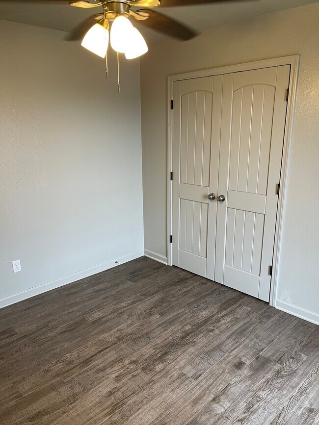 Building Photo - 500 NW 1st St