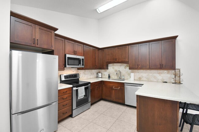 Building Photo - 5805 Golden Eagle Cir
