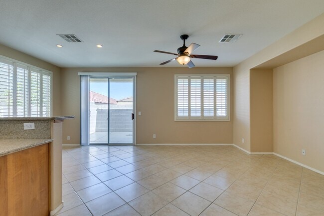 Building Photo - 6290 Majestic Hills Ave