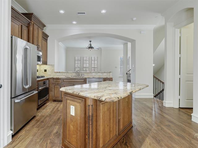 Building Photo - 7911 Osborn Pkwy