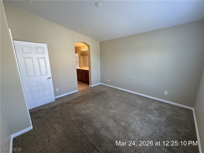 Building Photo - 2391 Koho Dr