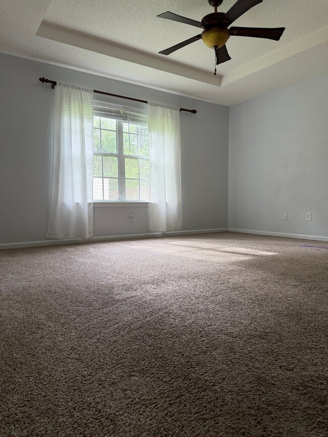 Building Photo - 109 Yuri Dr