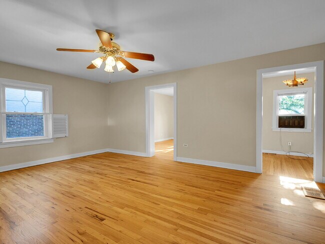 Building Photo - $1,995.00, 1 Bed, 1 Bath Home in Denver