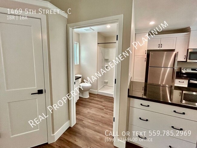 Building Photo - 1469 5th St