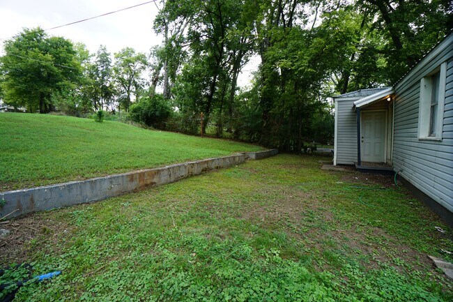 Building Photo - 3909 39th Ct N