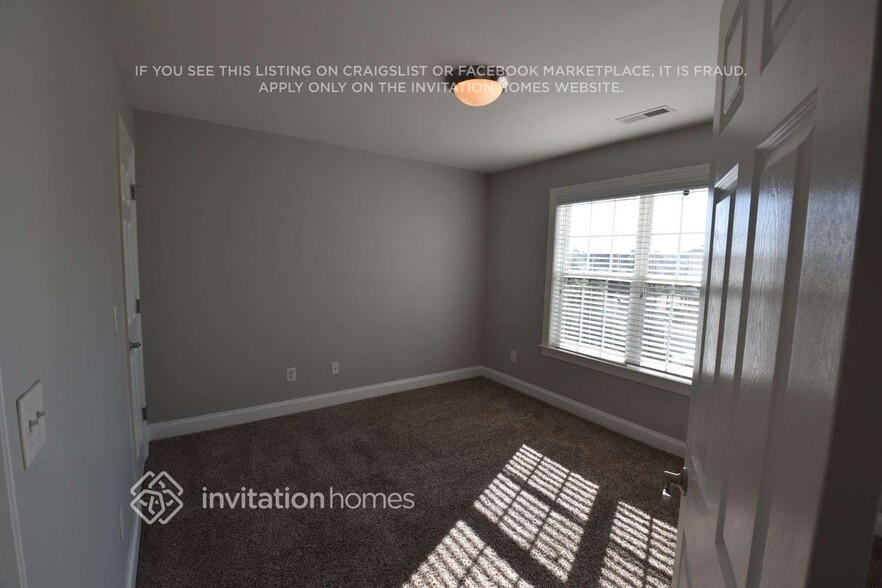 Building Photo - 3624 Cottesmore Dr