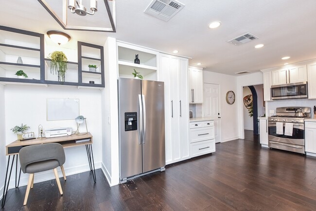 Building Photo - 4125 Lymbar Dr