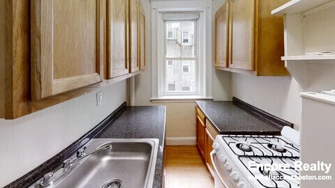 Building Photo - 1179 Boylston St