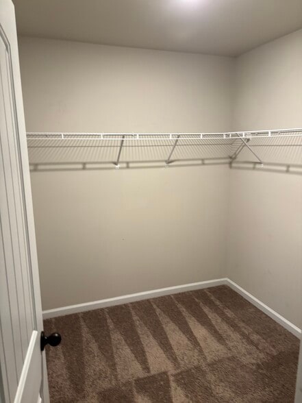 Building Photo - 7107 Chara Ln SW