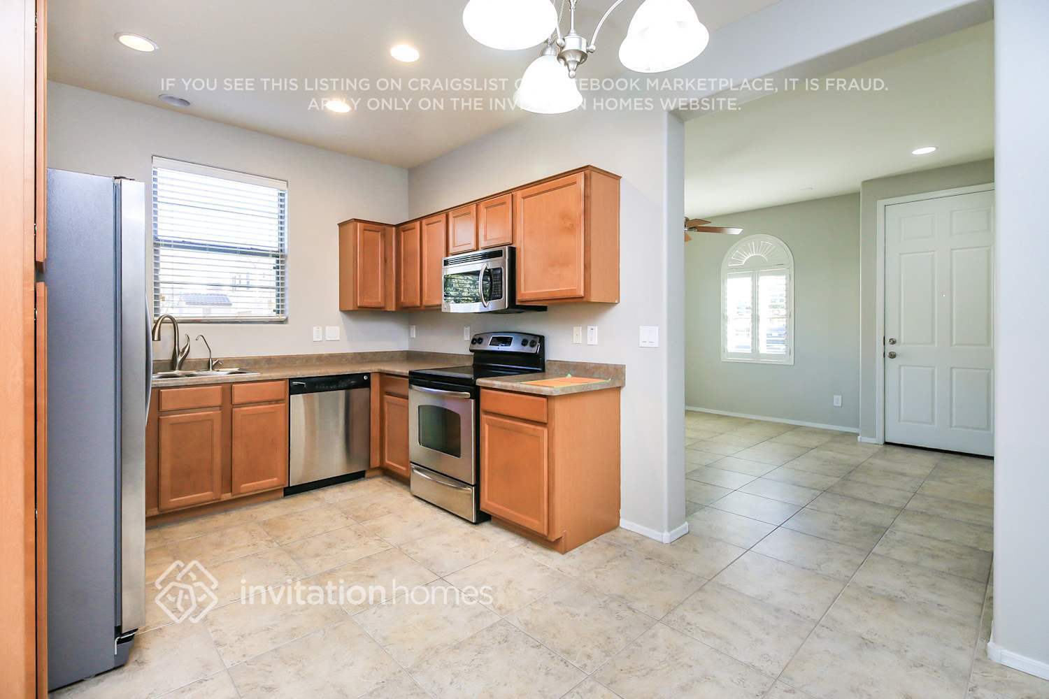 Building Photo - 451 S Hawes Rd