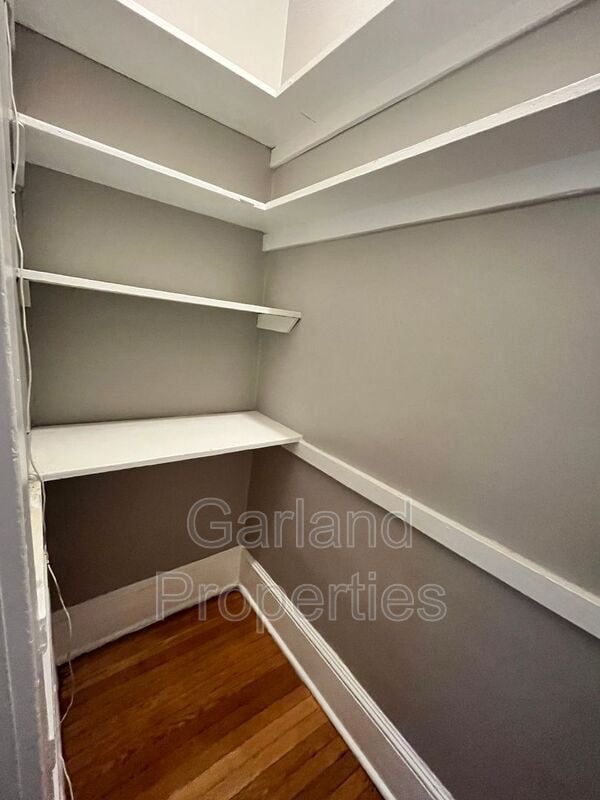 Building Photo - 833 Wasena Ave SW