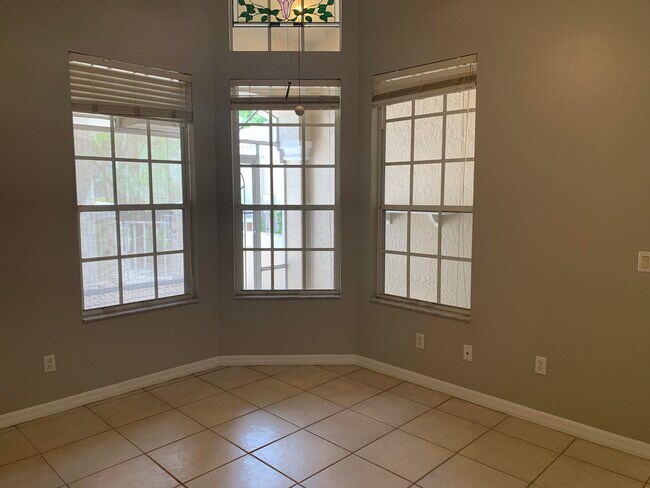 Building Photo - 1657 SW Harbour Isles Cir