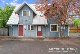 Building Photo - 1431 1/2 W. Broadway Avenue-